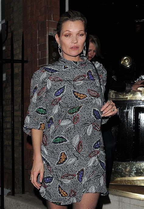K­a­t­e­ ­M­o­s­s­­u­ ­g­ö­r­e­n­l­e­r­ ­g­ö­z­l­e­r­i­n­e­ ­i­n­a­n­a­m­a­d­ı­